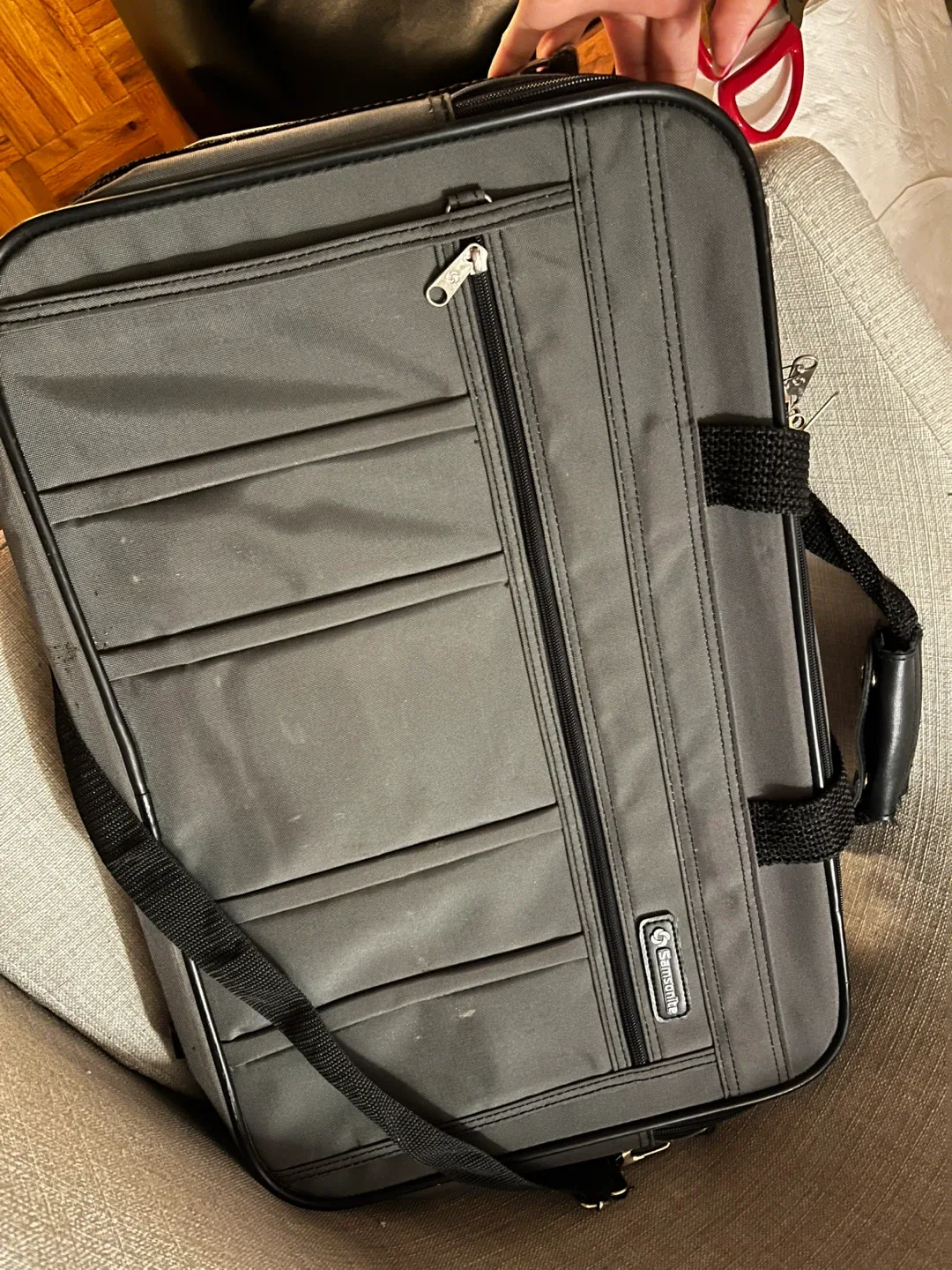 Samsonite Soft Suitcase (carry on) image indicator(4)