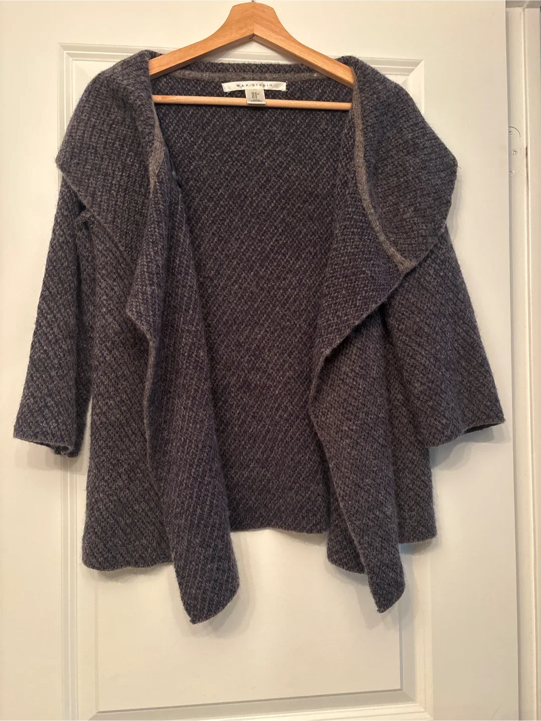 Max Studio Grey Cardigan - Size M image indicator(5)