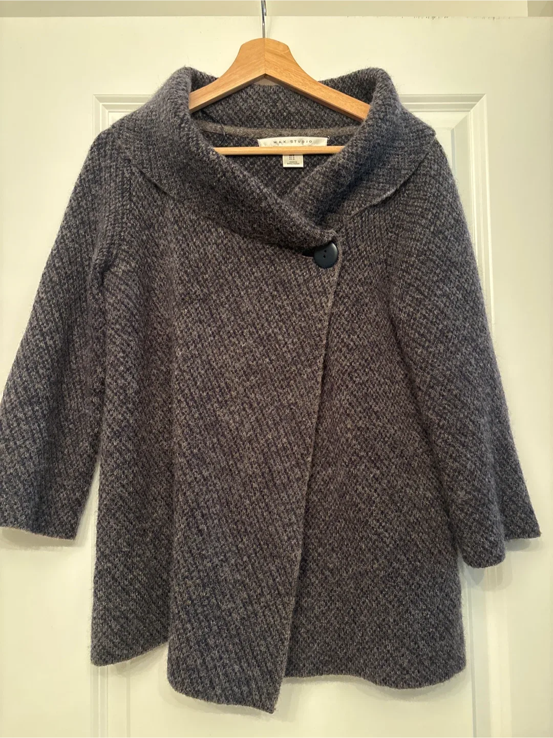 Max Studio Grey Cardigan - Size M image indicator(3)