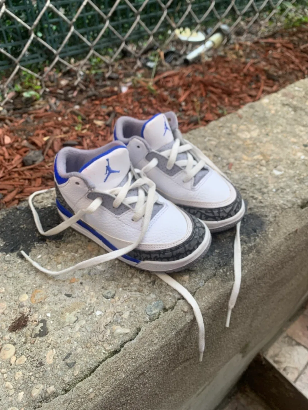 Air Jordan 3 Retro Toddler Size 10c thumbnail