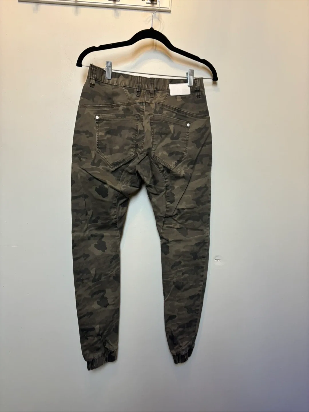 Camo Pants image indicator(2)