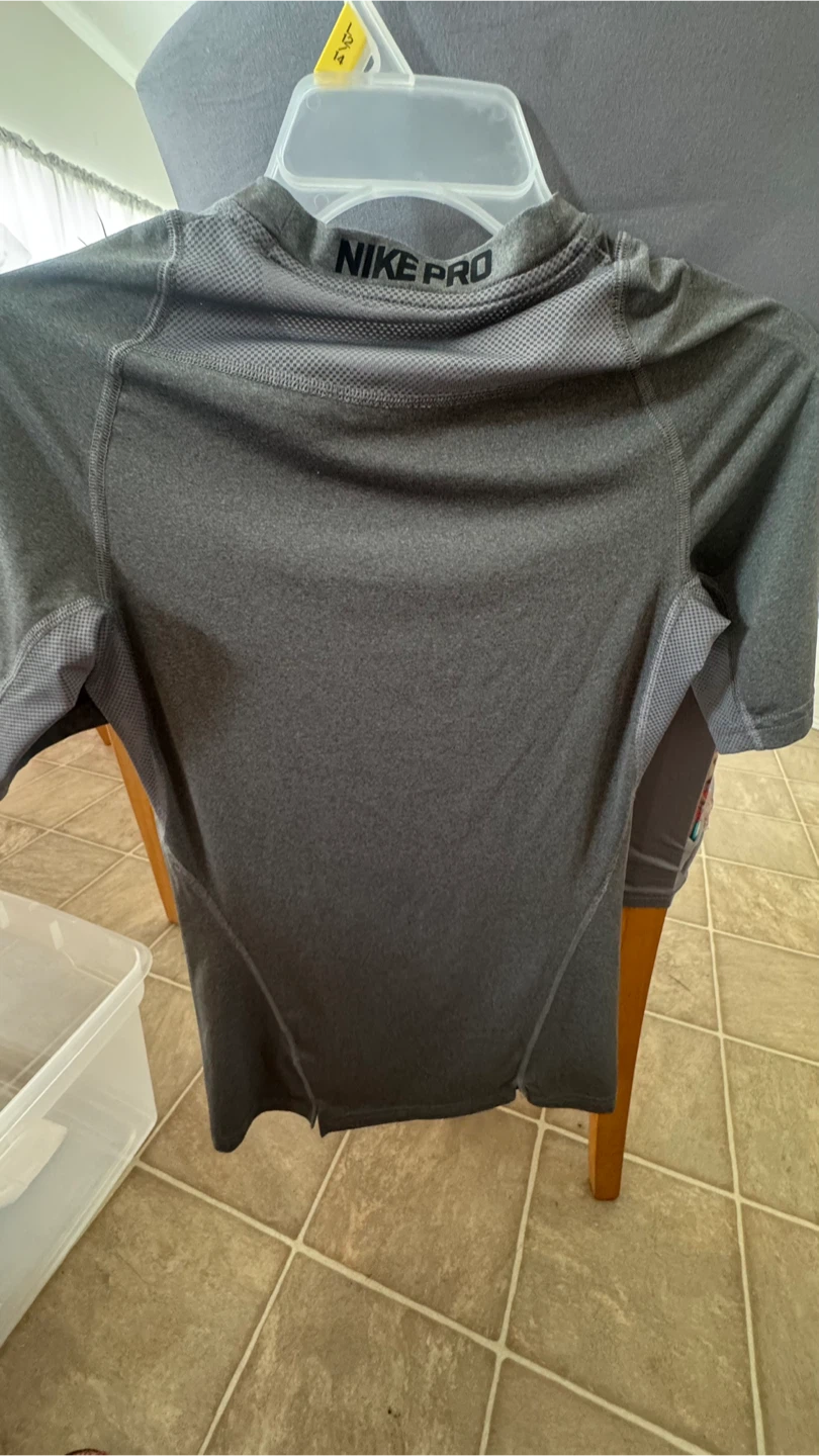 Nike Dri-FIT Pro Fitted Shirt - Size S - photo 5
