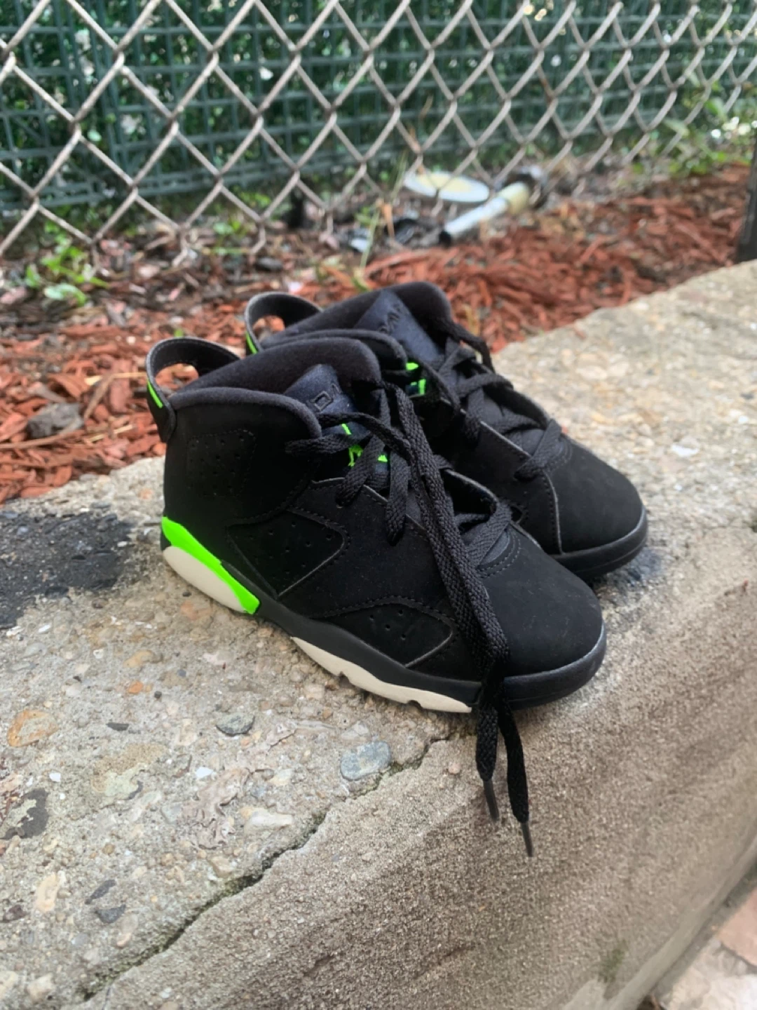 Jordan 6 Retro Black Electric Green Toddler Shoes 9c