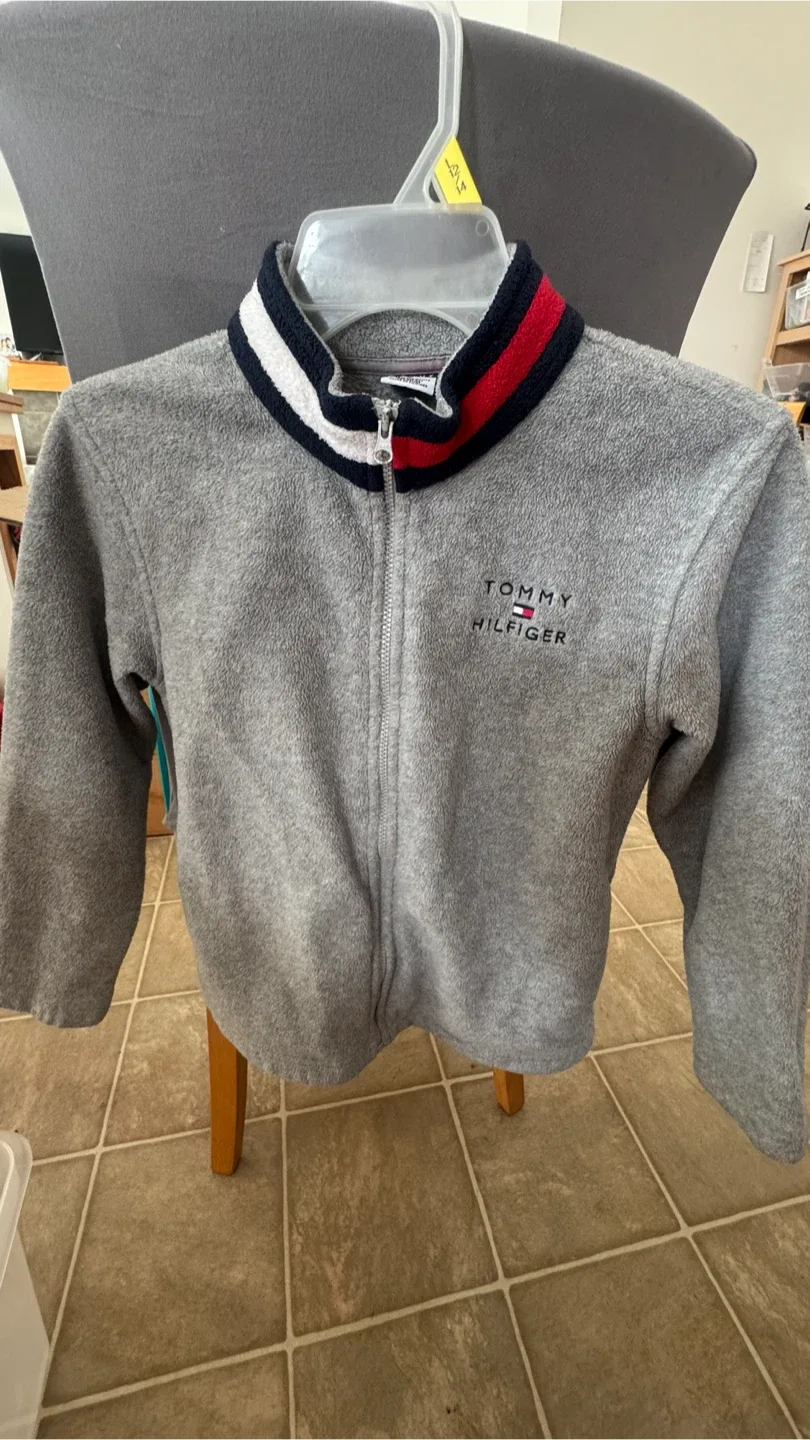 Tommy Hilfiger Grey Fleece Jacket Size 7 thumbnail