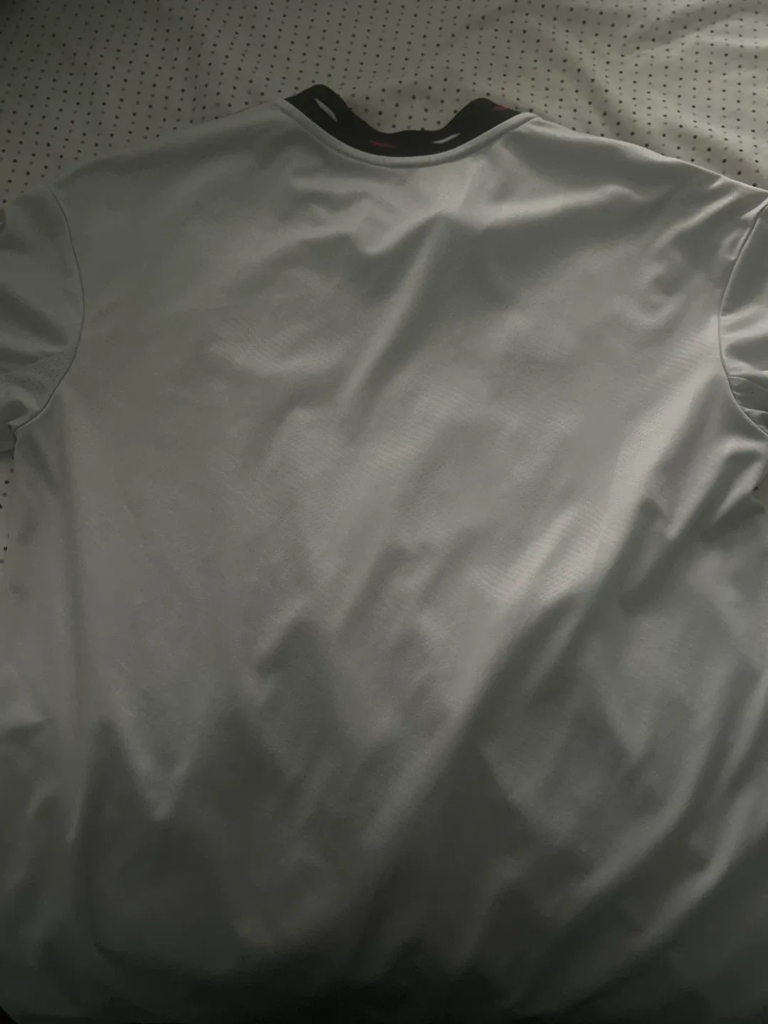 Adidas Manchester United Jersey XL image indicator(2)