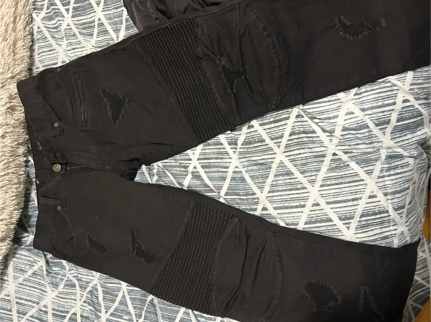 Armani Exchange J27 Skinny Biker Jeans - Size 32 image indicator(3)