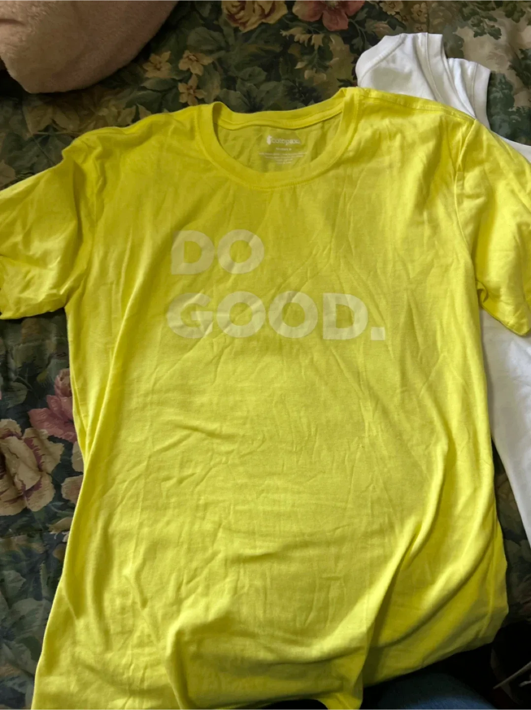 Lot of 3: Cotopaxi, Babolat, 2XU athletic/Tank Tops image indicator(4)