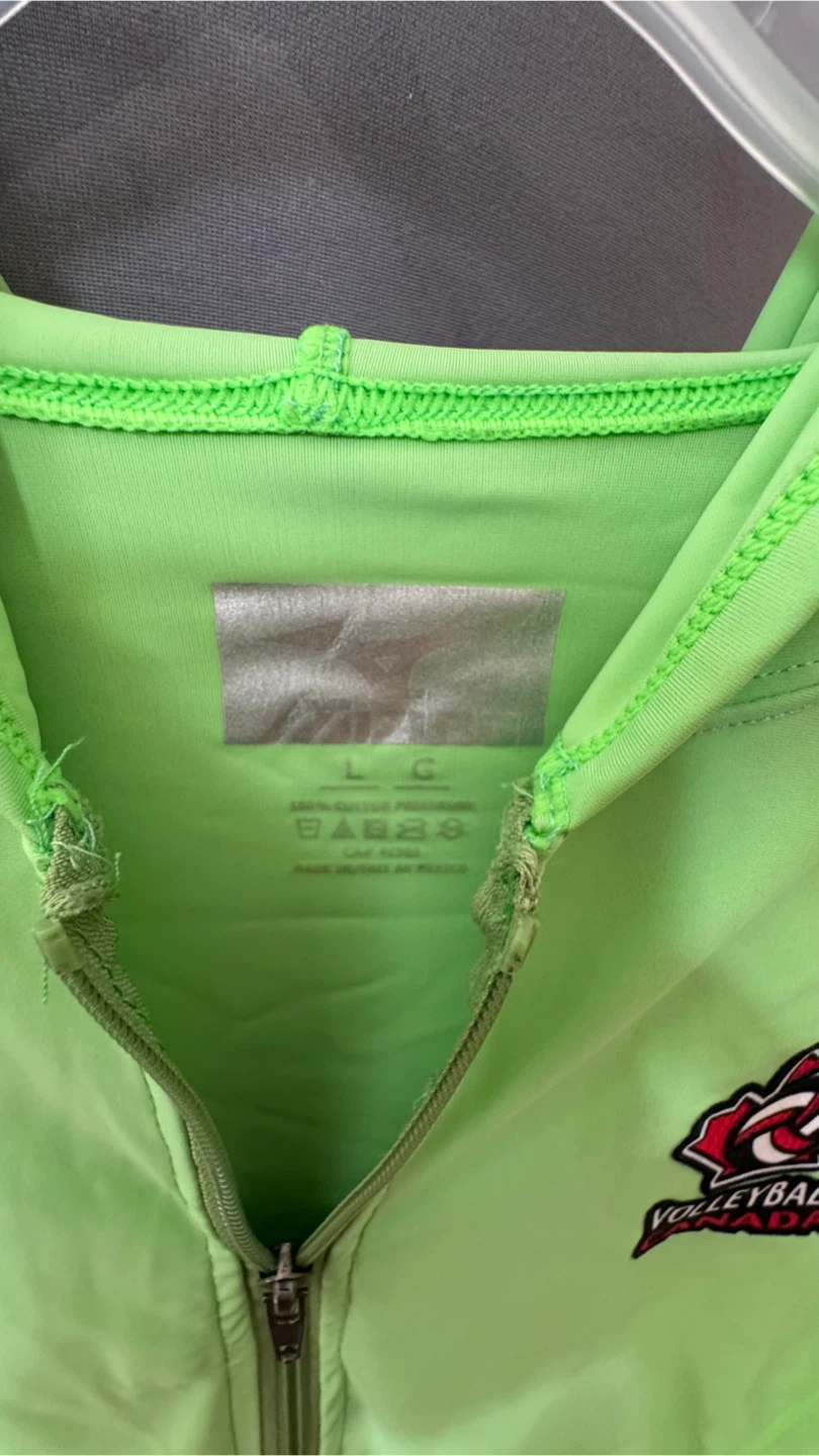 Volleyball Canada Green Hoodie - Size L - photo 3