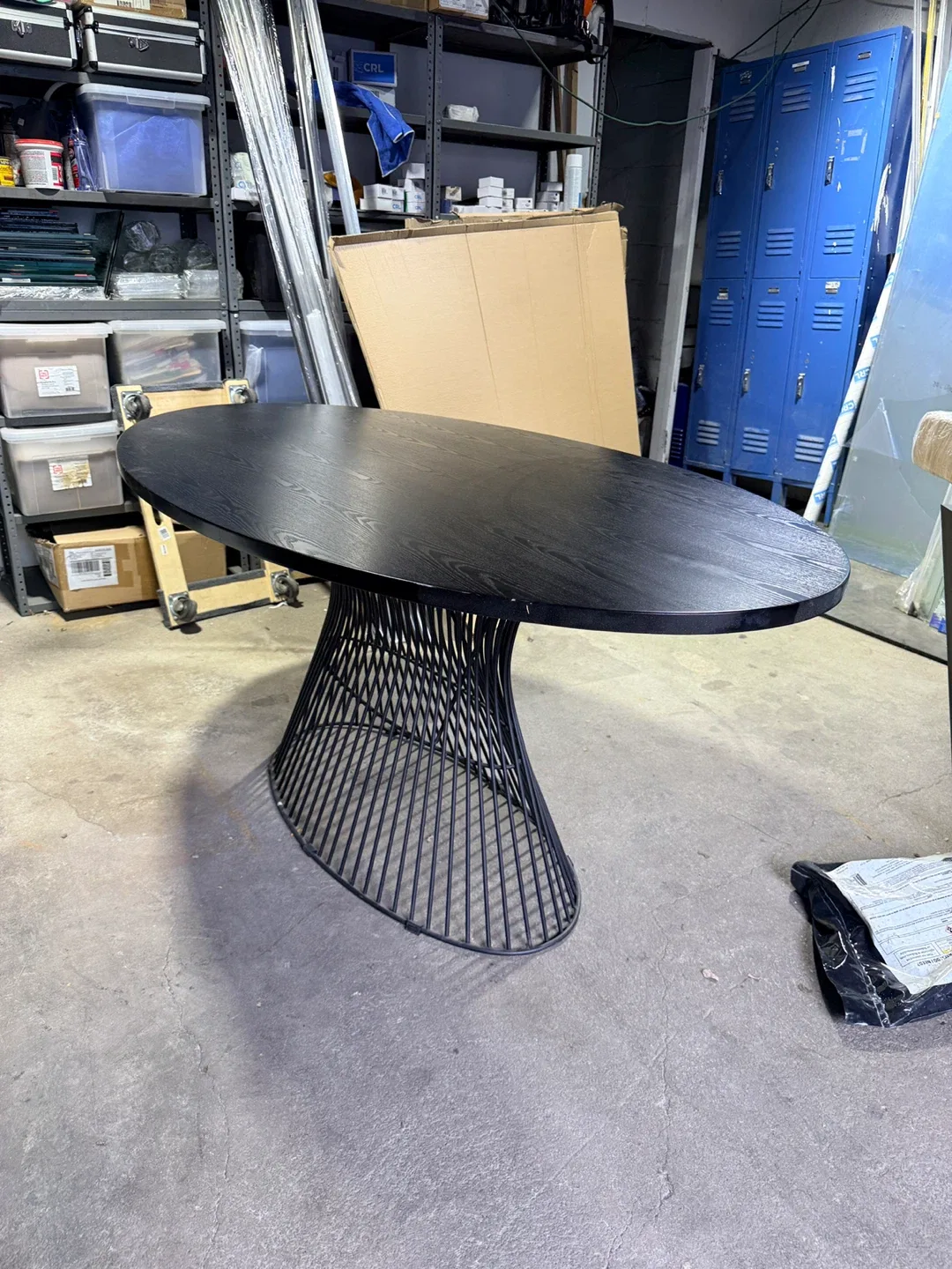 Black Oval Dining Table image indicator(3)