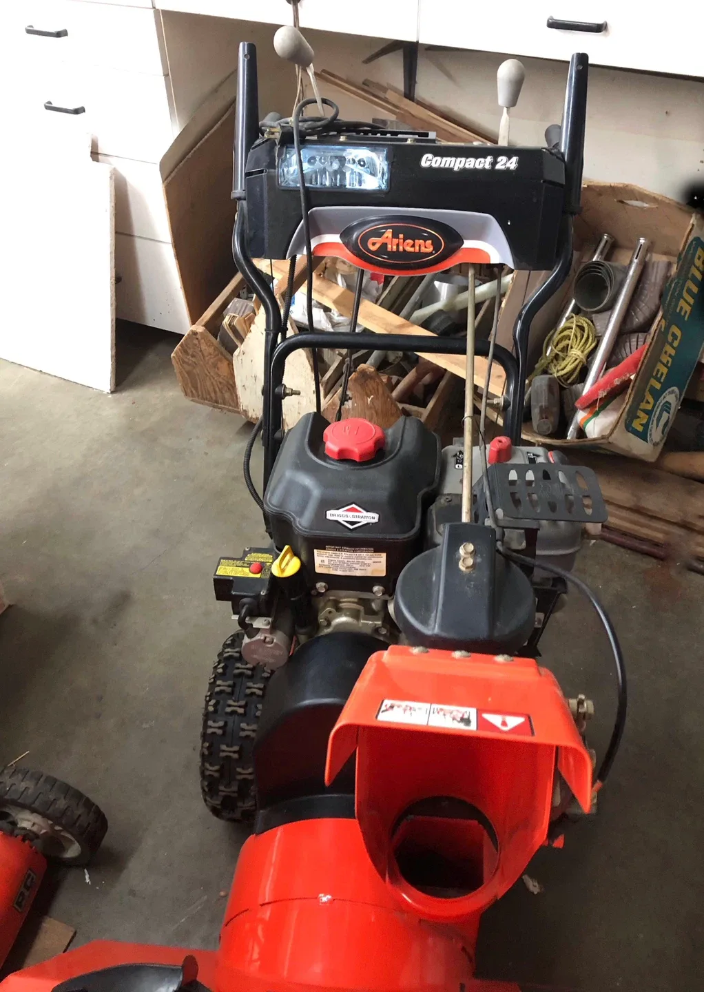 Ariens Compact 24 Snowblower image indicator(2)