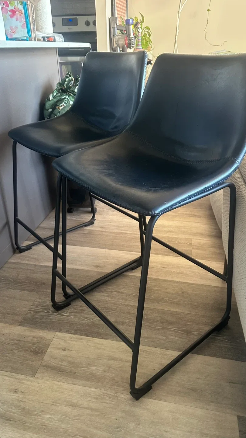 Set of 2 - Bar Stool / high chair image indicator(5)