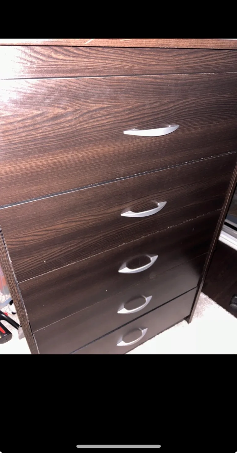 Brown 5-Drawer Dresser thumbnail
