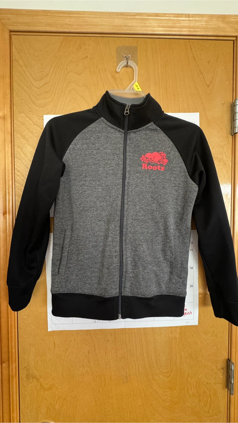 Roots Kids L/G (9-10 yrs) Full Zip Jacket