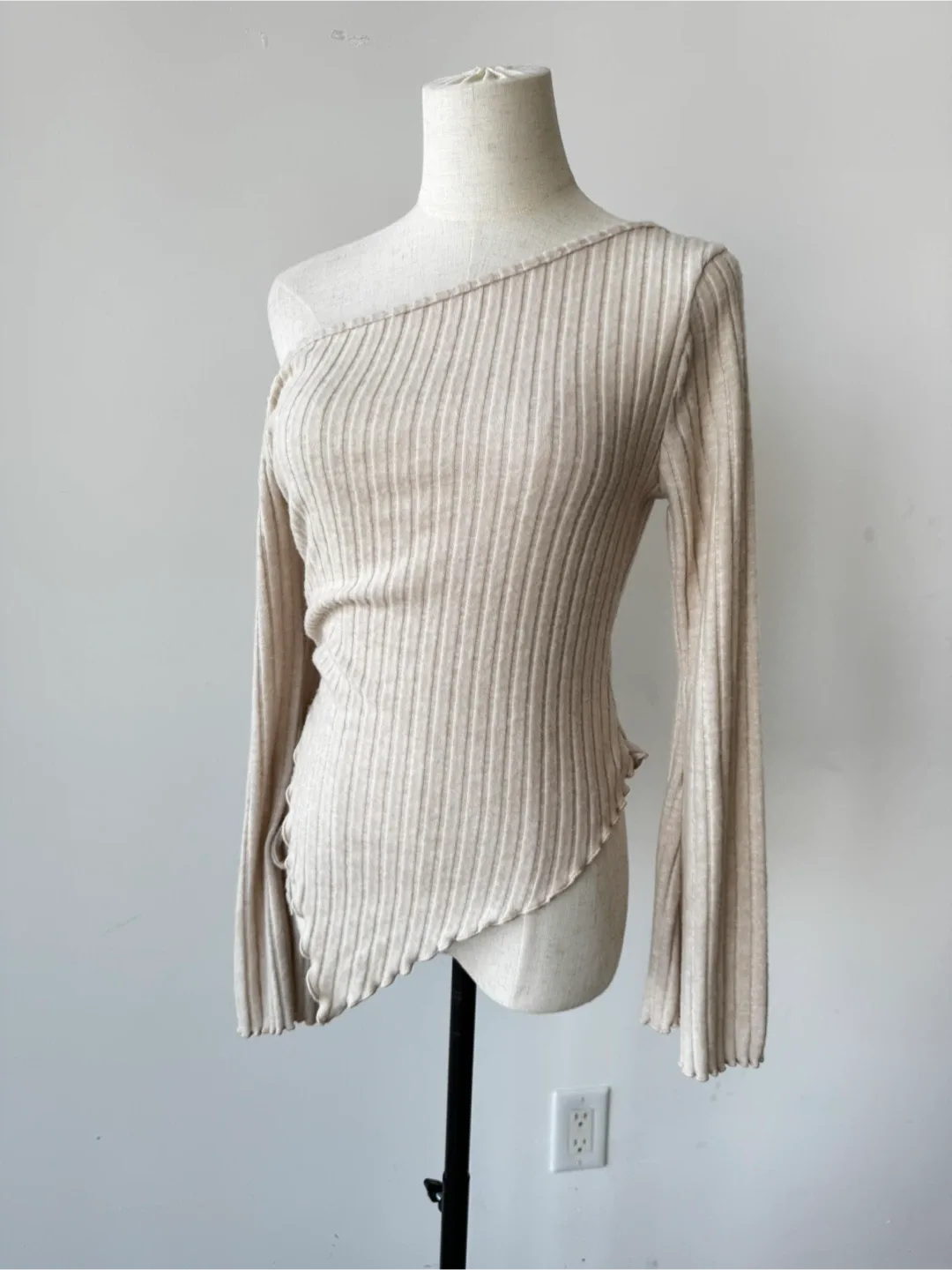 Ribbed Knit One-Shoulder Top - Size S thumbnail