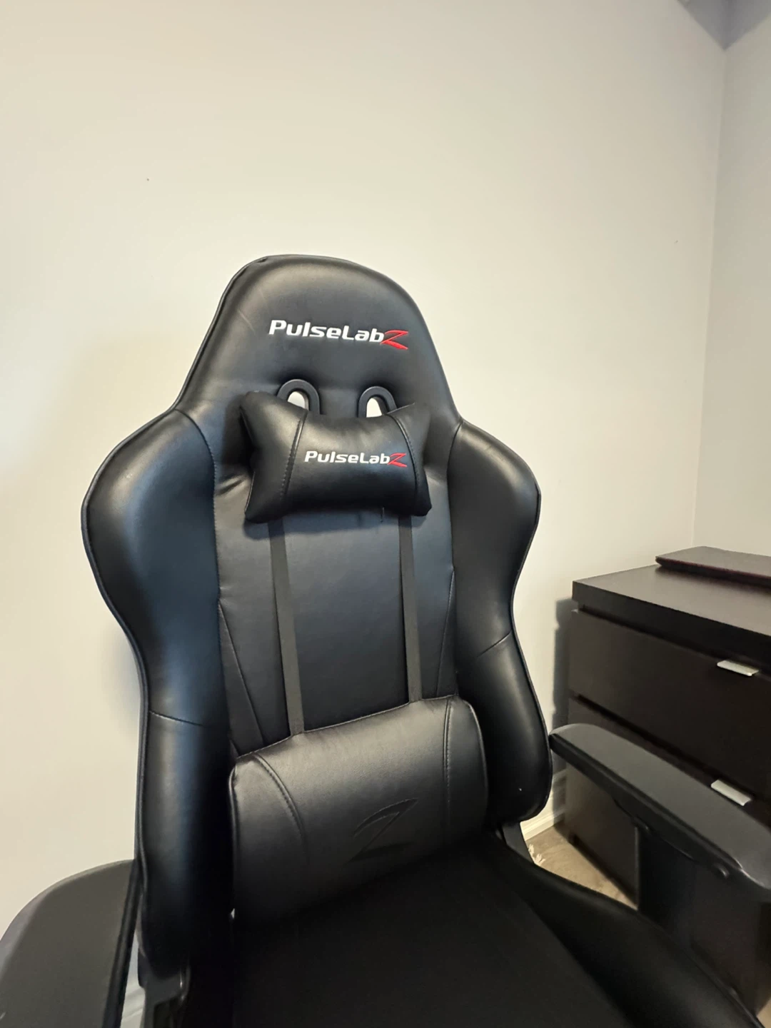 PulseLabz Gaming Chair - Black - photo 2