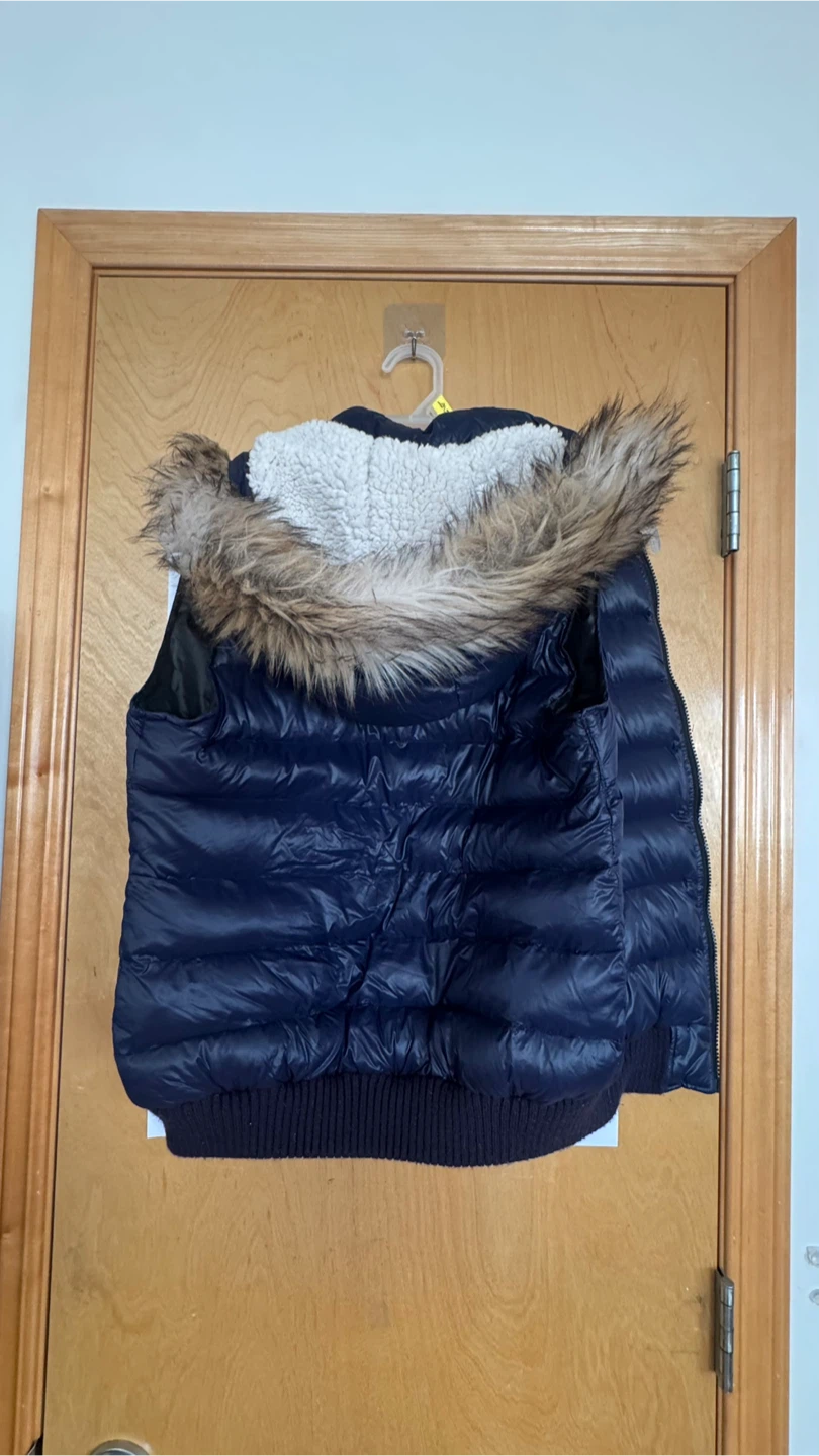 American Eagle Outfitters Puffer Vest - Size S - photo 2