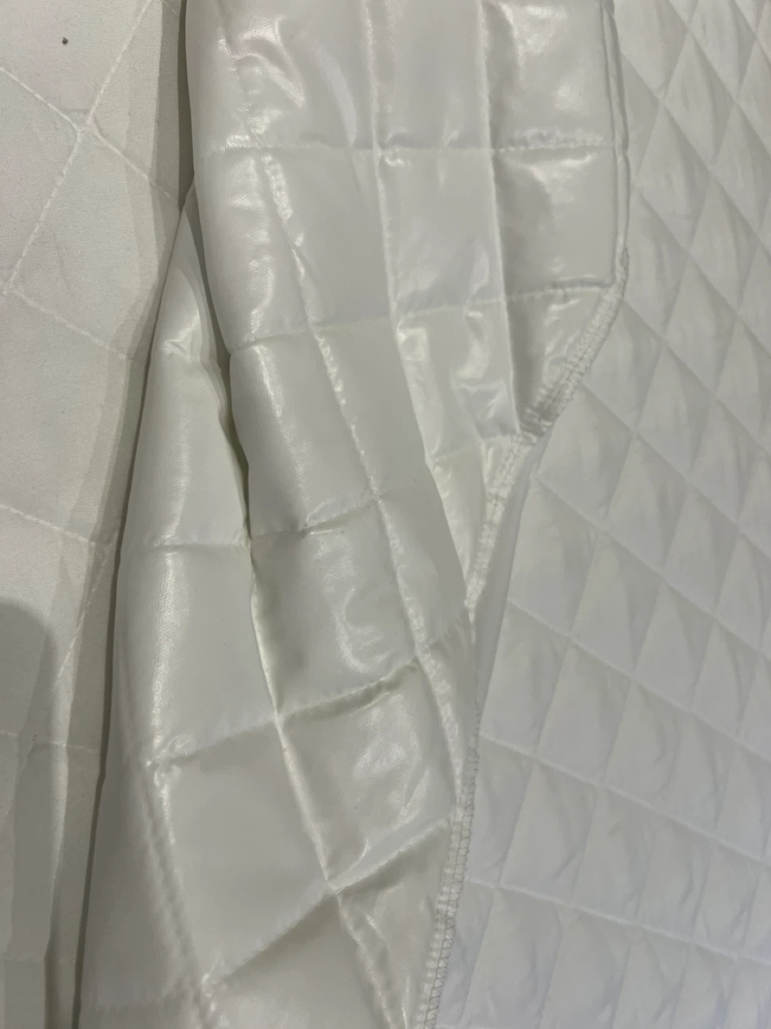 Toddler Mattress with waterproof pad n 3 fitted sheets - photo 4