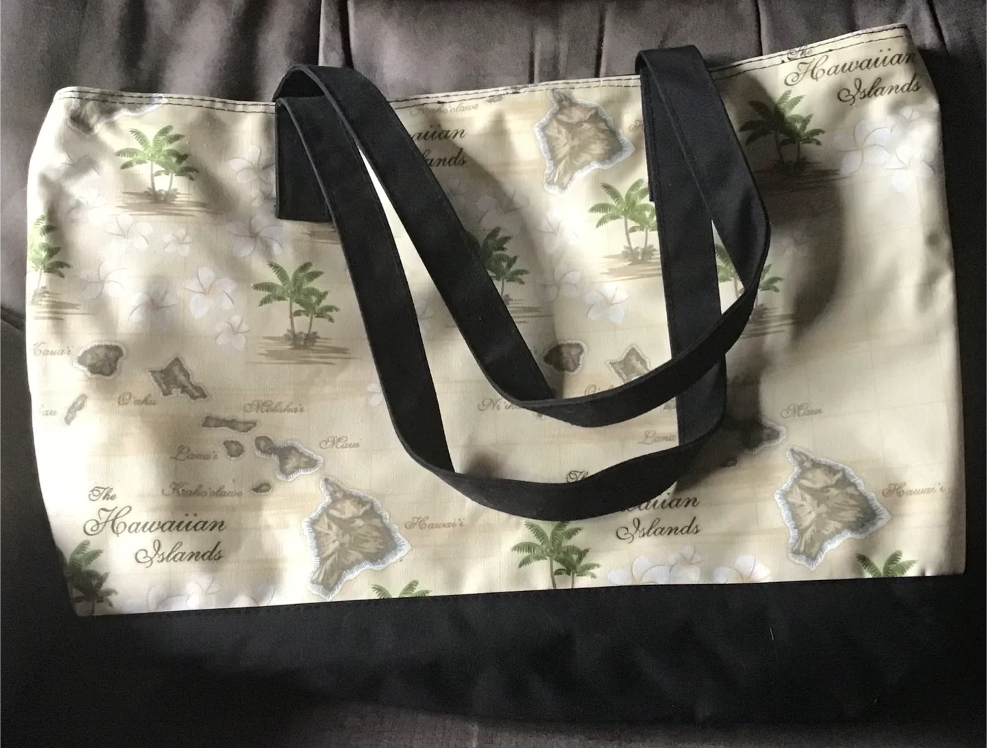 Floral Hawaiian Islands Tote Bag image indicator(6)
