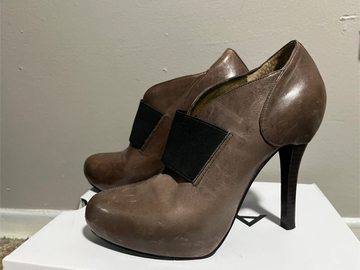 Nine West Brown Leather Heels - Size 7