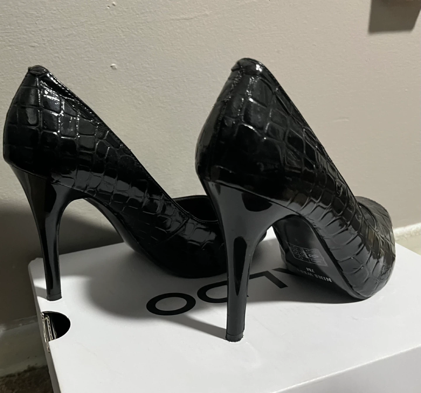 Nine West Black Heels, Size 7M - photo 4