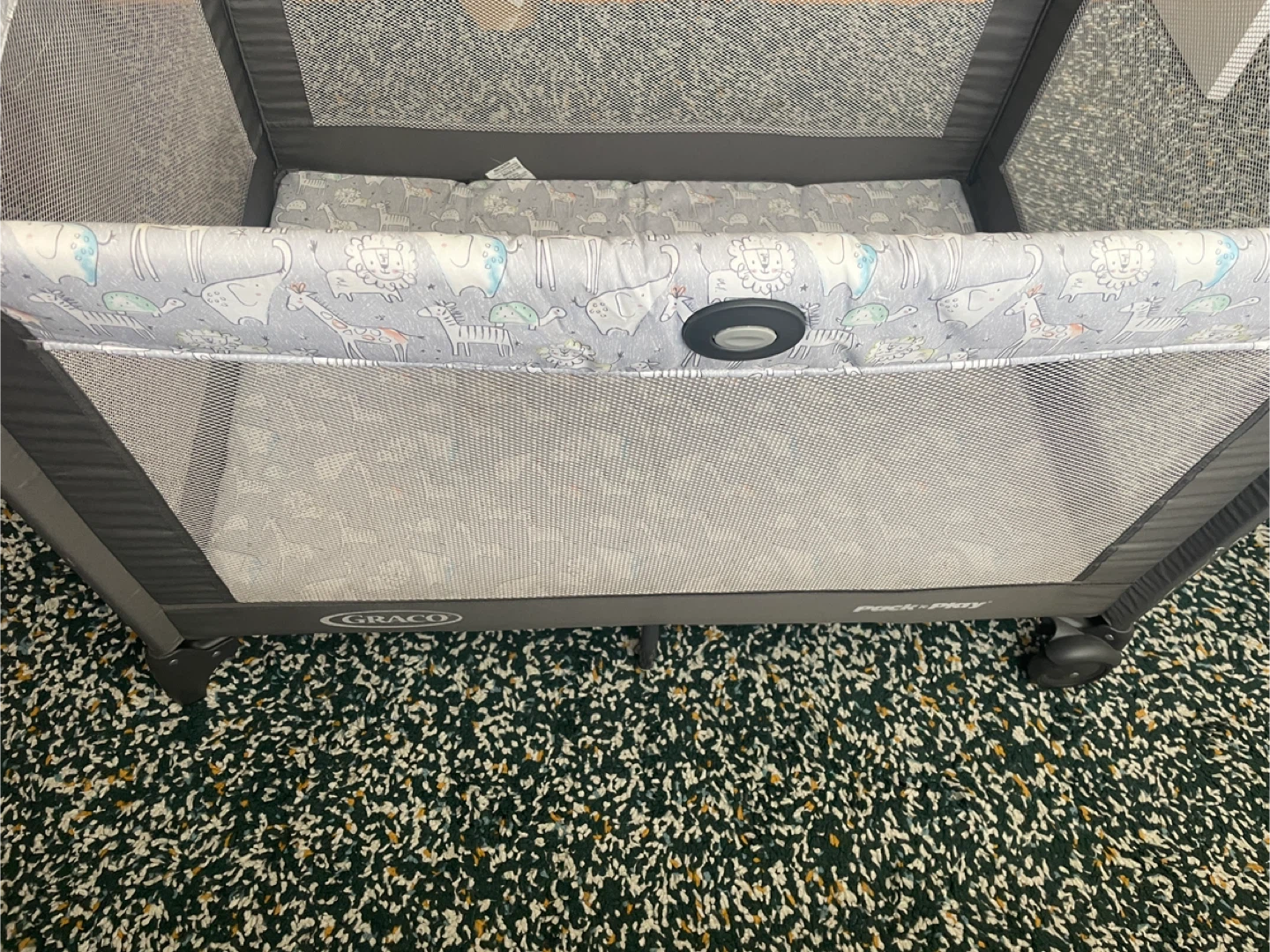 Graco Pack n’ Play with original box - photo 4
