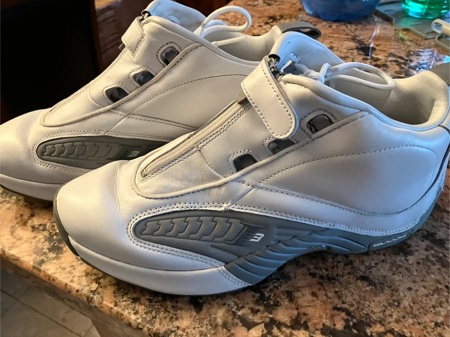 Reebok Answer IV White/Grey Sneakers thumbnail