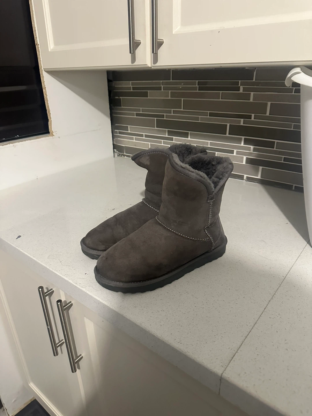 Classic Mini Boots - Size 7 - Grey