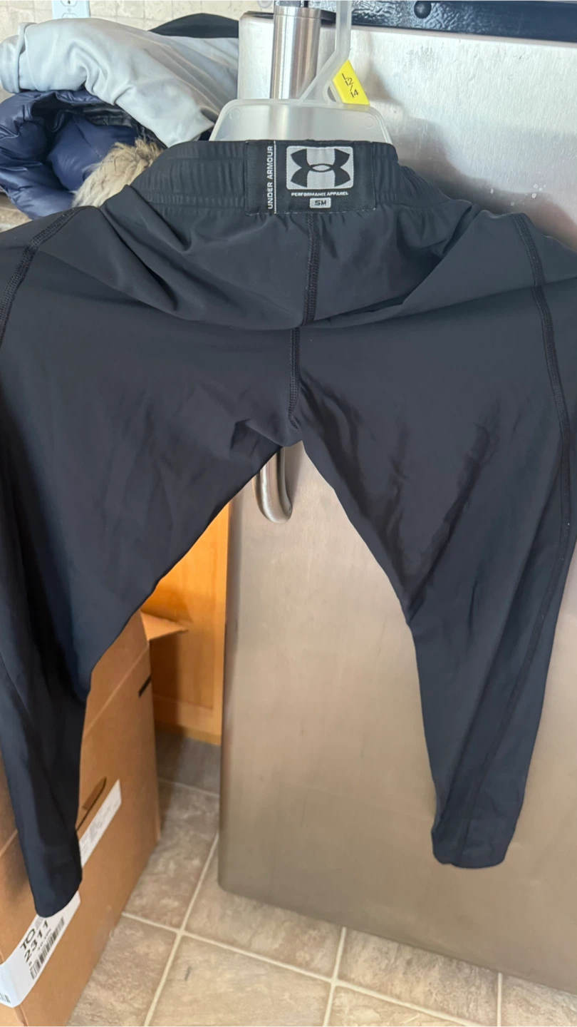 Under Armour Black Leggings - Size Small - photo 2