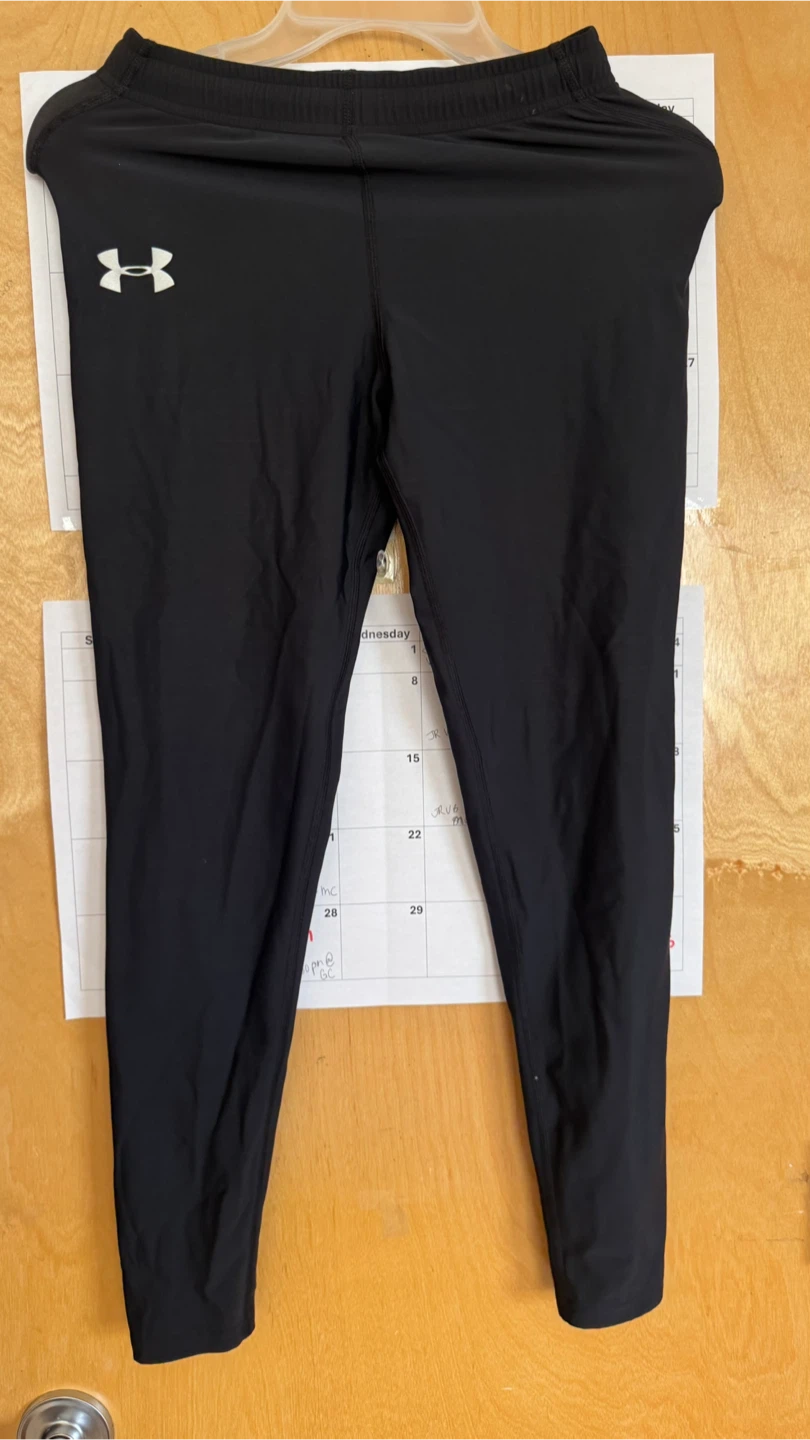 Under Armour Black Leggings - Size Small