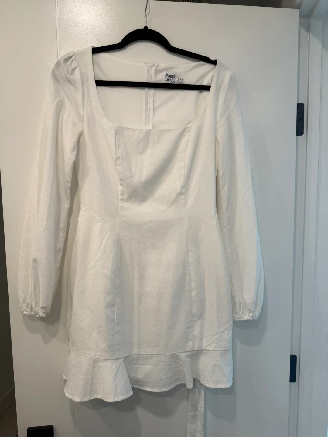 Babaton Knit Top, Patagonia Shorts, Lululemon Jacket image indicator(10)