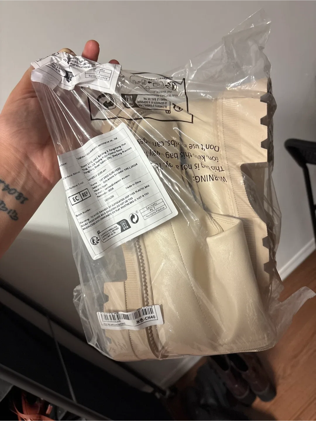 Black Knee High Platform Boots - Size 40 image indicator(5)