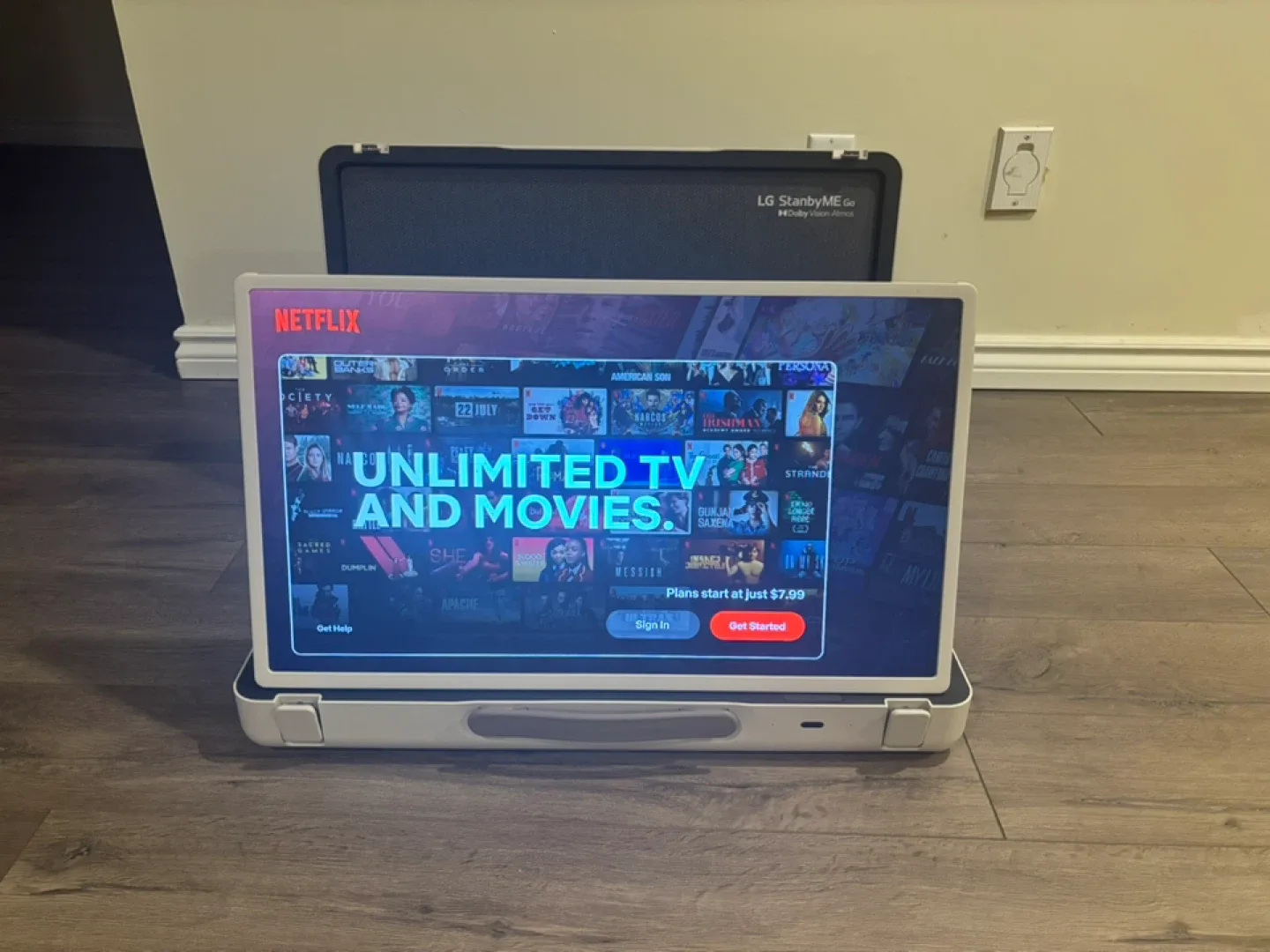 LG StanbyME Go Portable Touchscreen image indicator(2)