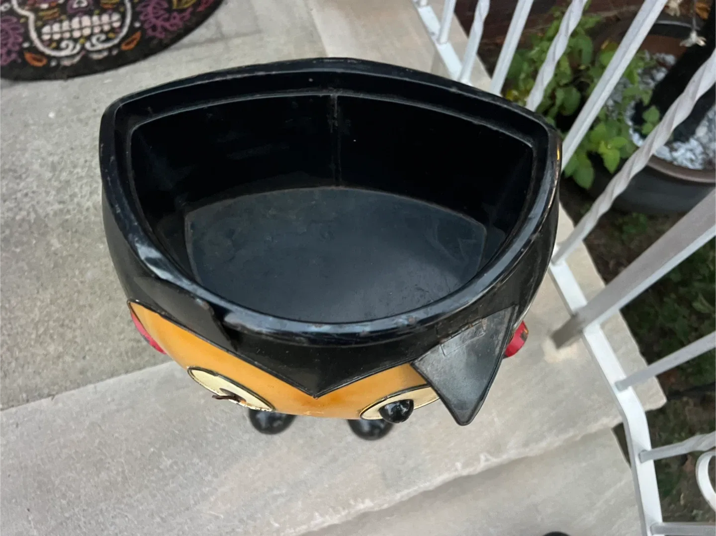 Vintage Halloween Candy Bucket Decoration image indicator(4)