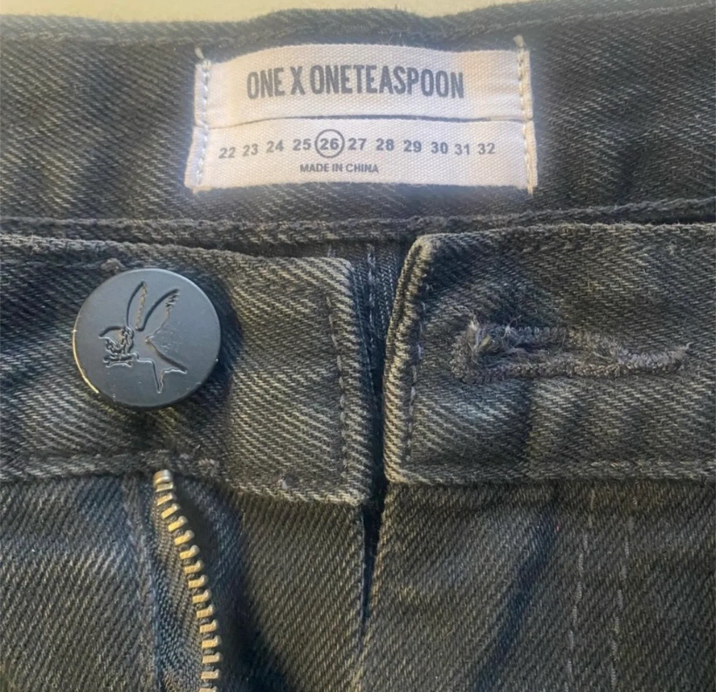 One Teaspoon Black Jeans Size 26 image indicator(5)