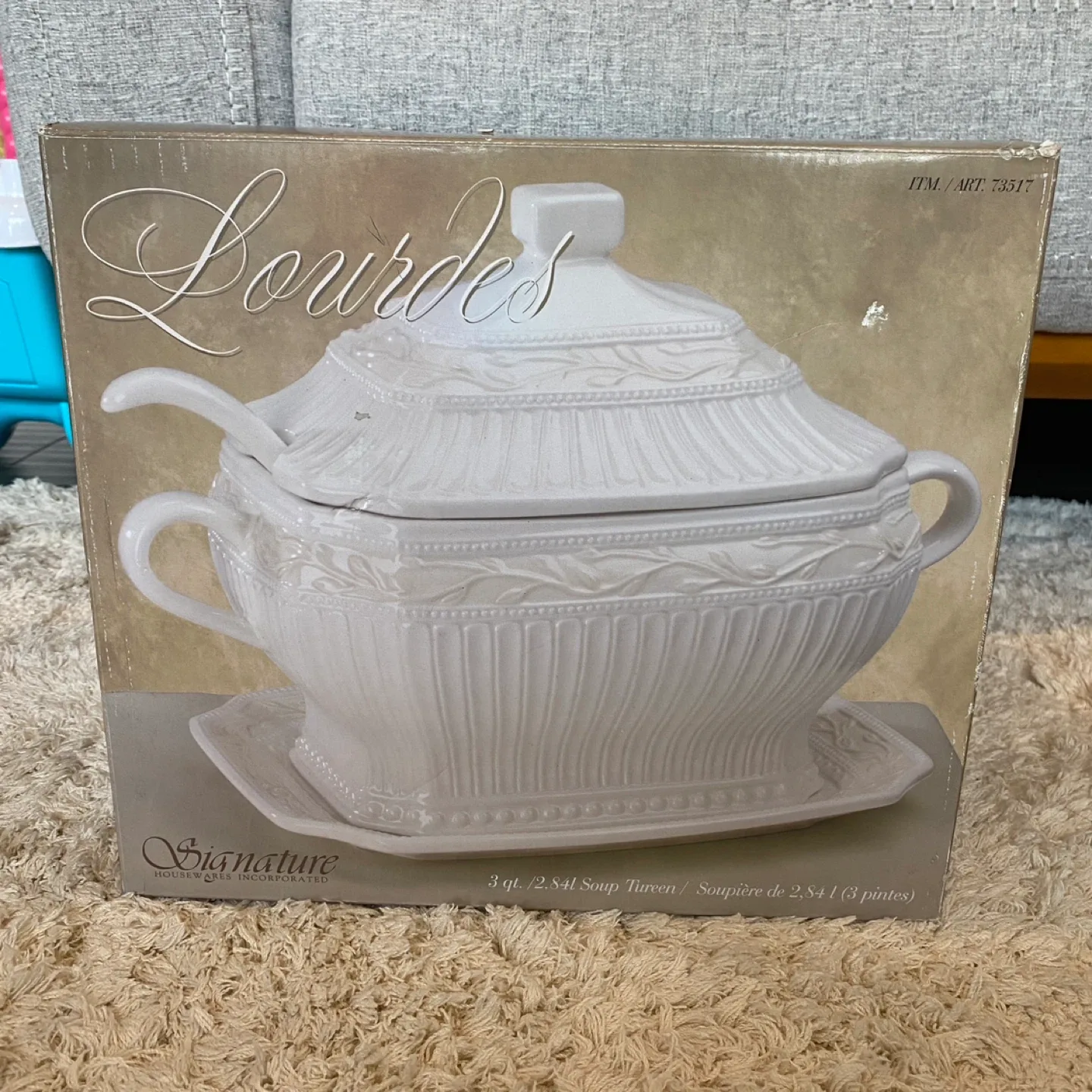 NEW 3 qt. Soup Tureen 4 Piece Set thumbnail