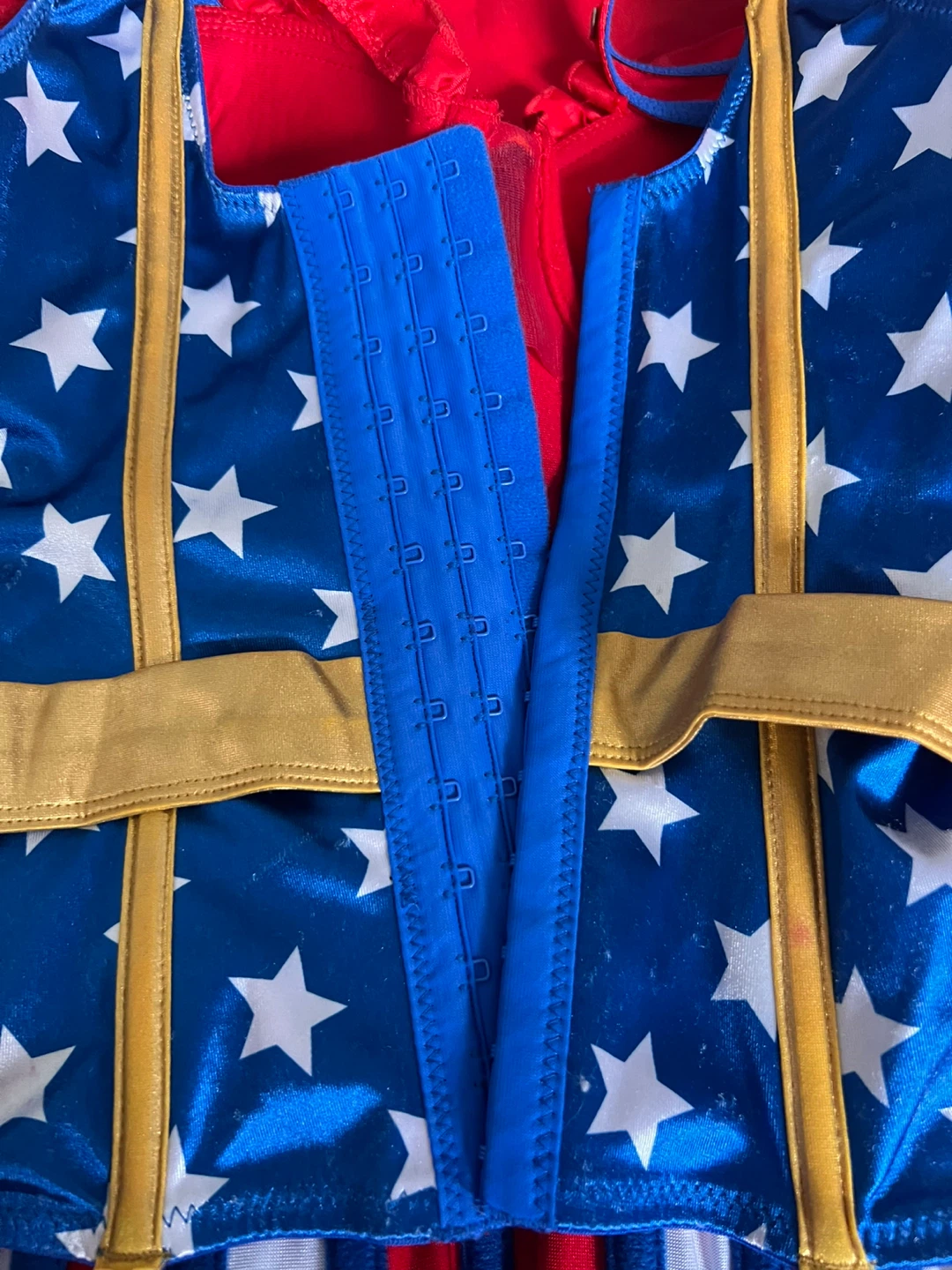 Wonder Woman Costume - Size M - photo 3