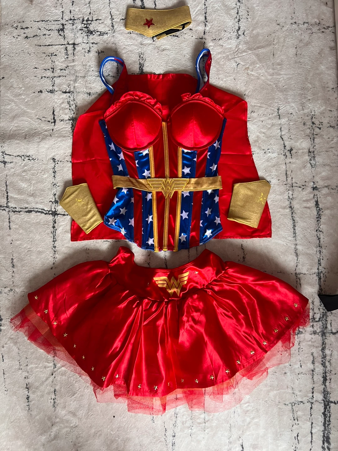 Wonder Woman Costume - Size M