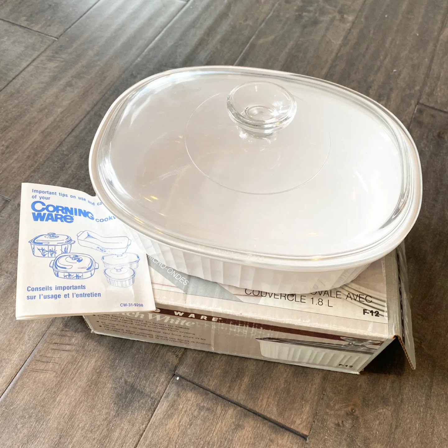 Corning Ware 1.8 L Oval Casserole Dish 1985 New in Open Box thumbnail