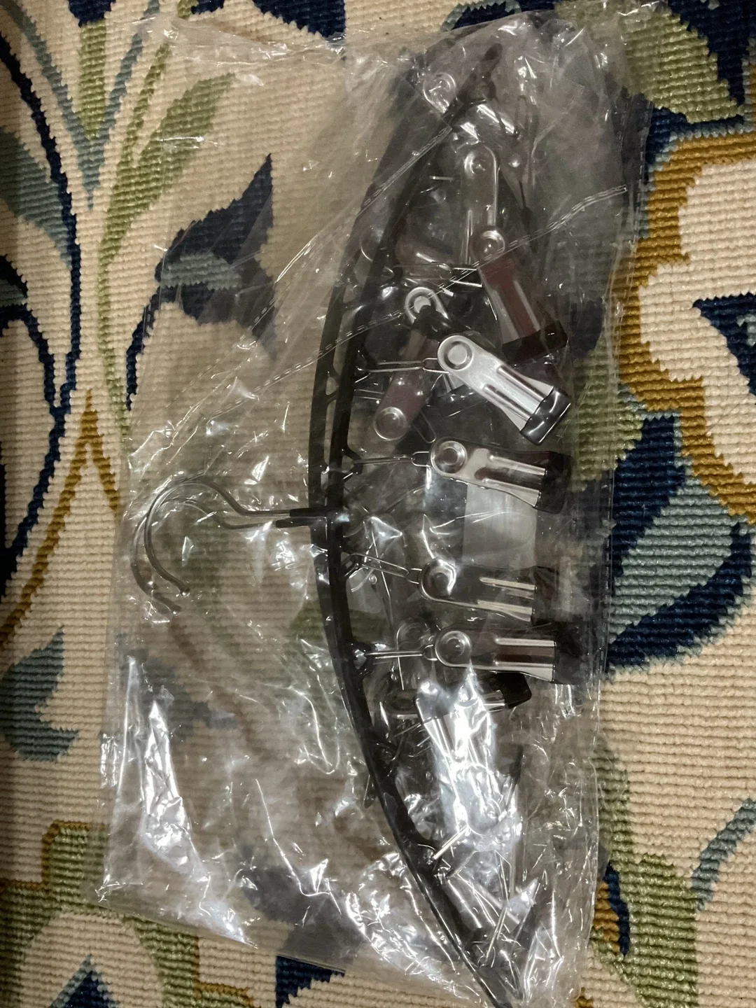 New Clothes Hangers with Clips thumbnail