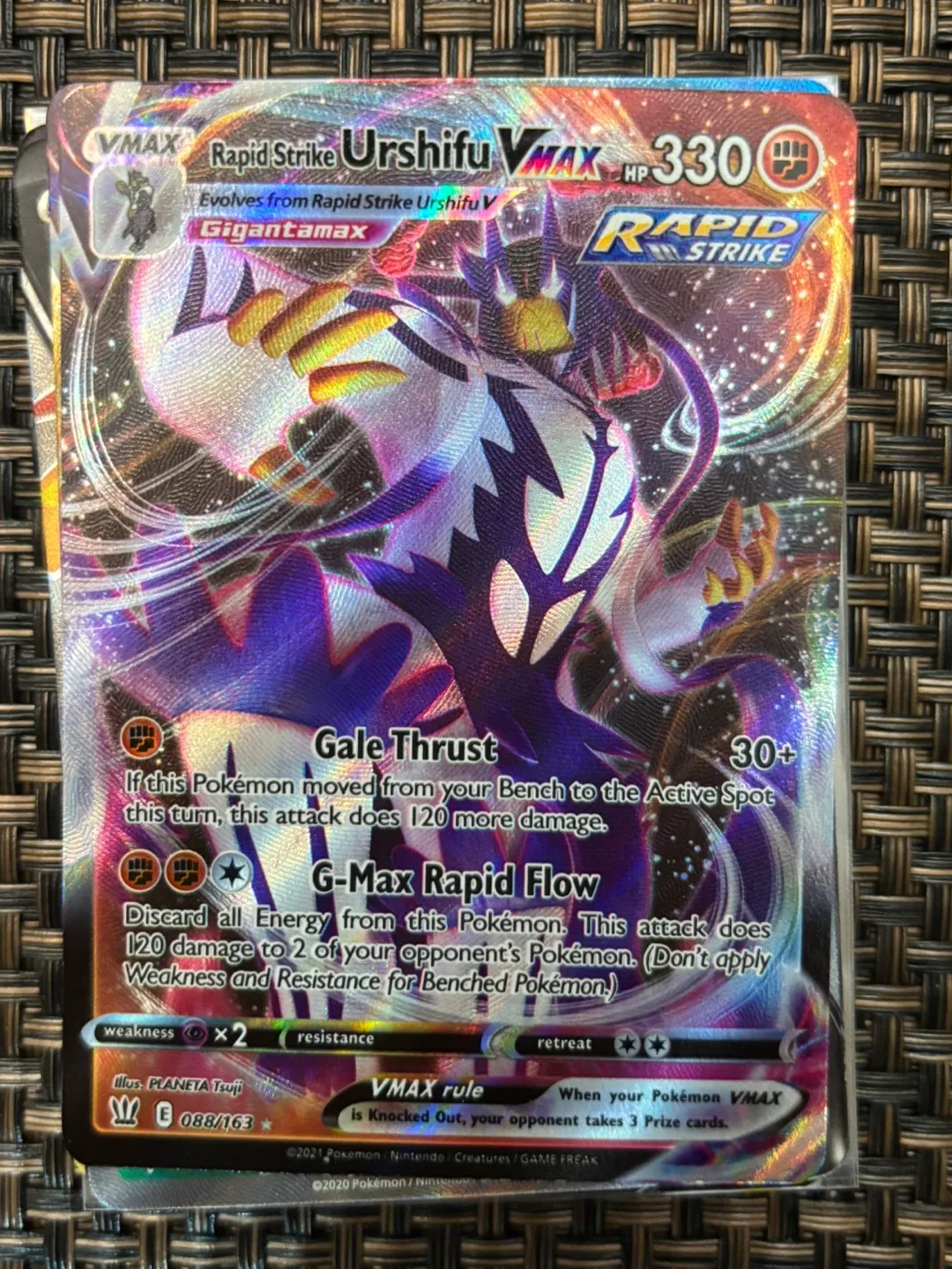 Bundle of 10x V and VMAX Pokemon cards image indicator(8)