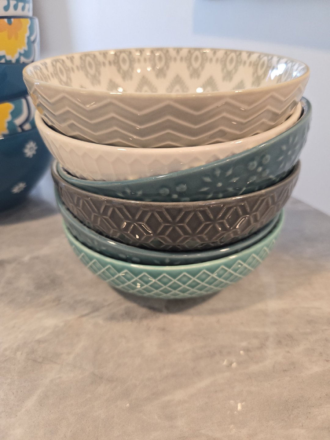 White Plates and Bowls Set - photo 5