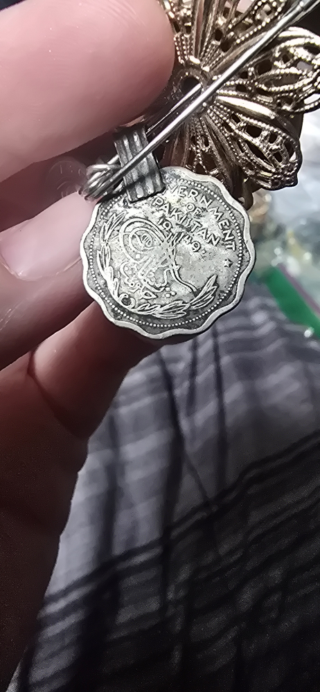 Vintage Pakistan Coin Brooch - photo 2