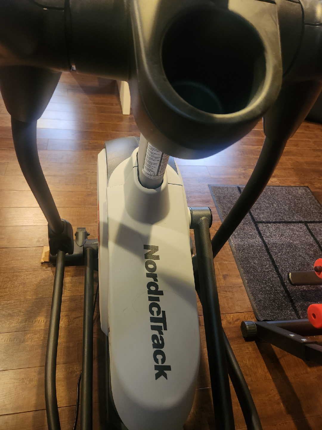 NordicTrack 9.5i Elliptical - photo 4