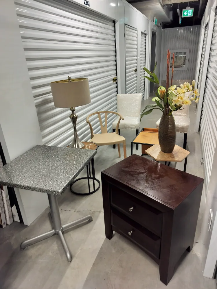 Assorted Furniture Pieces thumbnail
