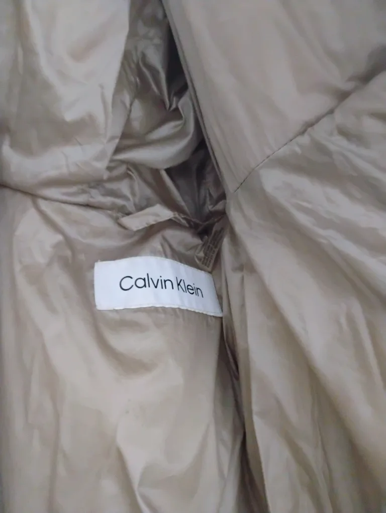 Calvin Klein Beige Puffer Jacket LG. image indicator(3)