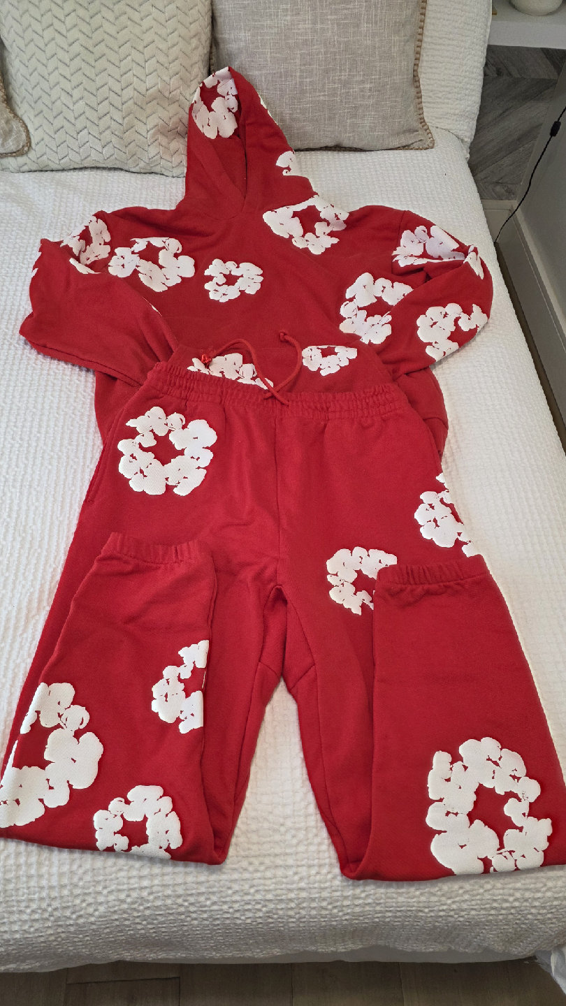 TEARS Red Hoodie & Sweatpants Set with White Floral Design - photo 2