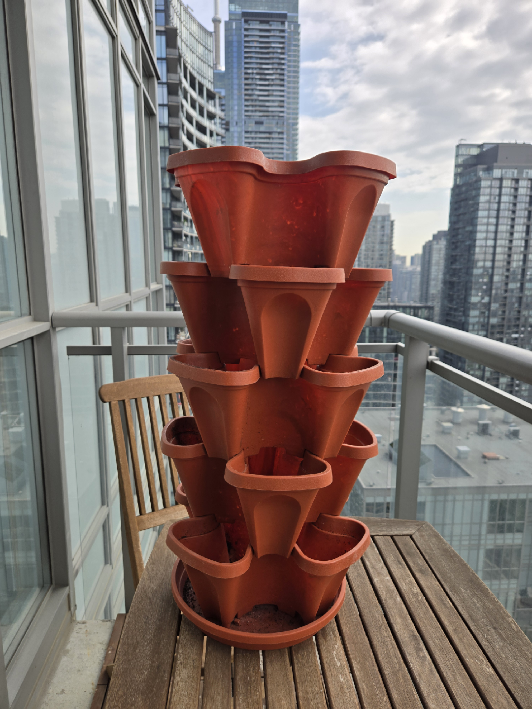 Stackable Strawberry/Herb Planter