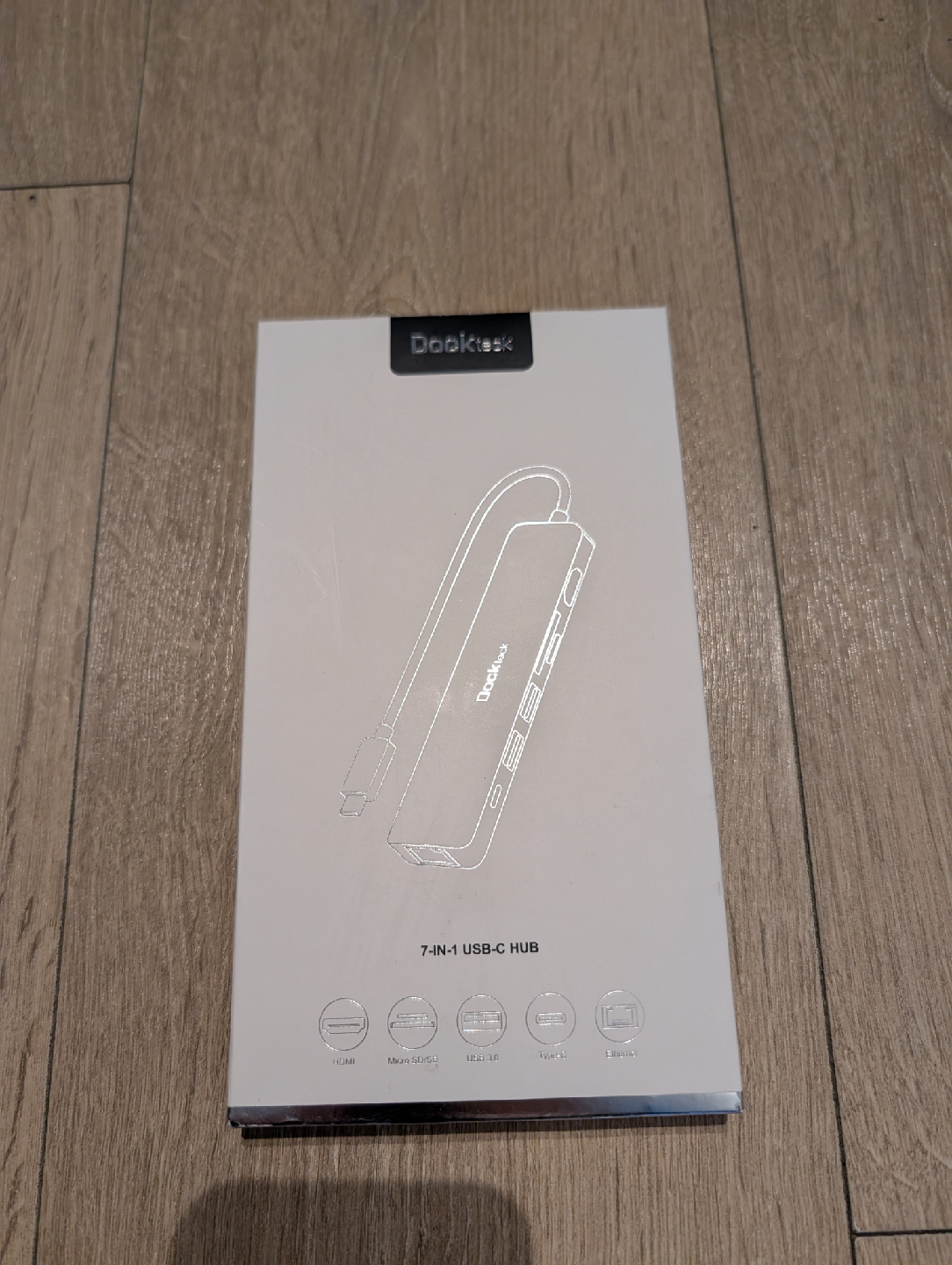 Dockteck 7-in-1 USB-C Hub - New in Box! - photo 3