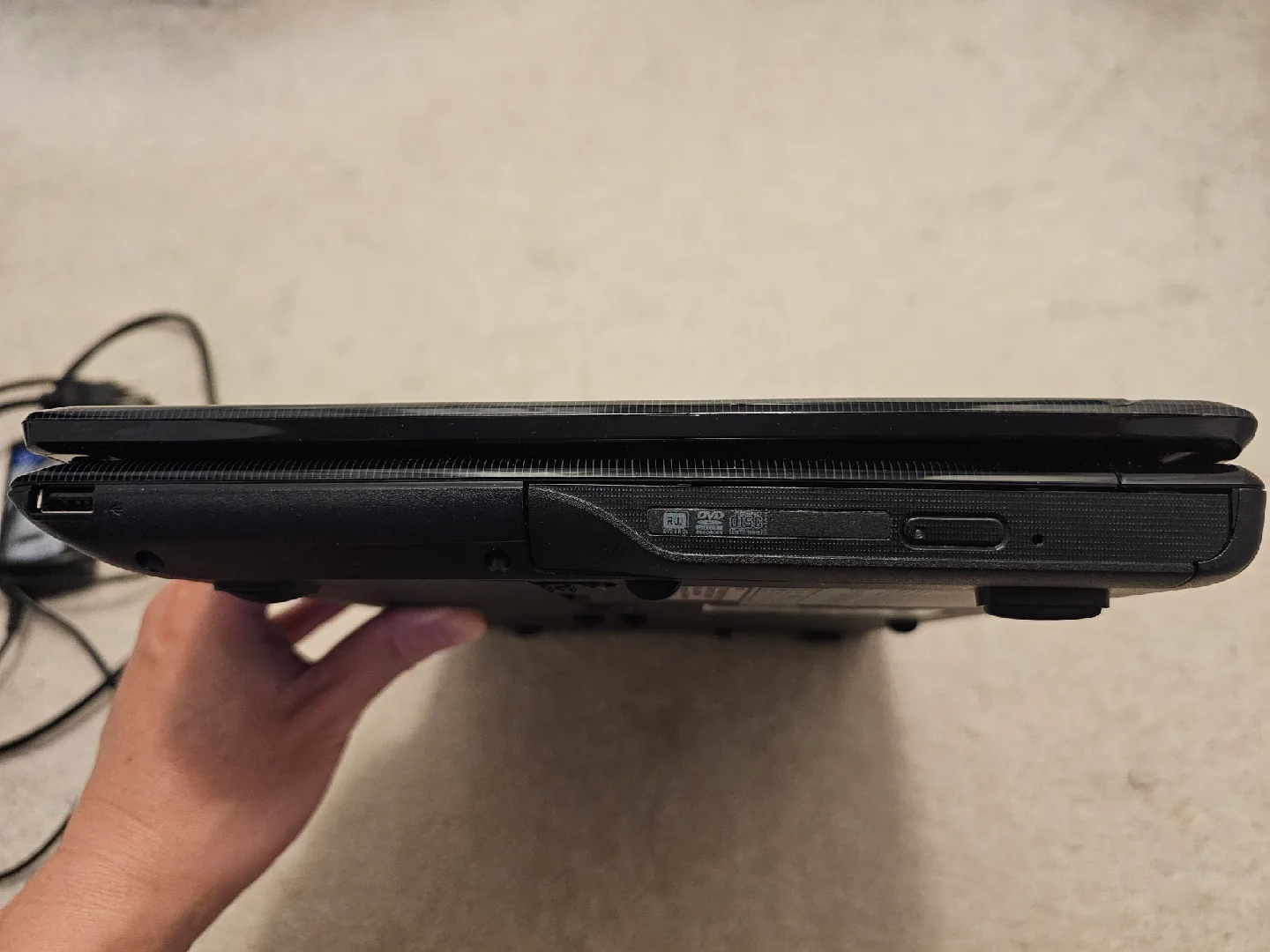 MSI A6200 i3-350M 8GB-512GB SSD 15.6" laptop - black image indicator(6)