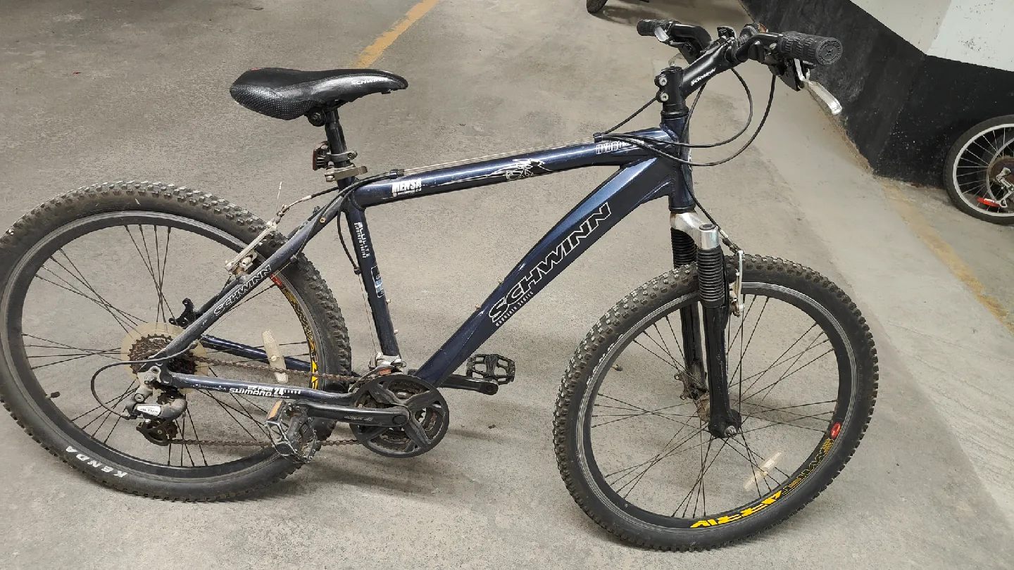 Schwinn Mountain Series 26"Bicycle image indicator(2)